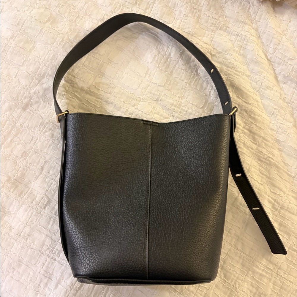 Rachel Zoe black bucket tote bag